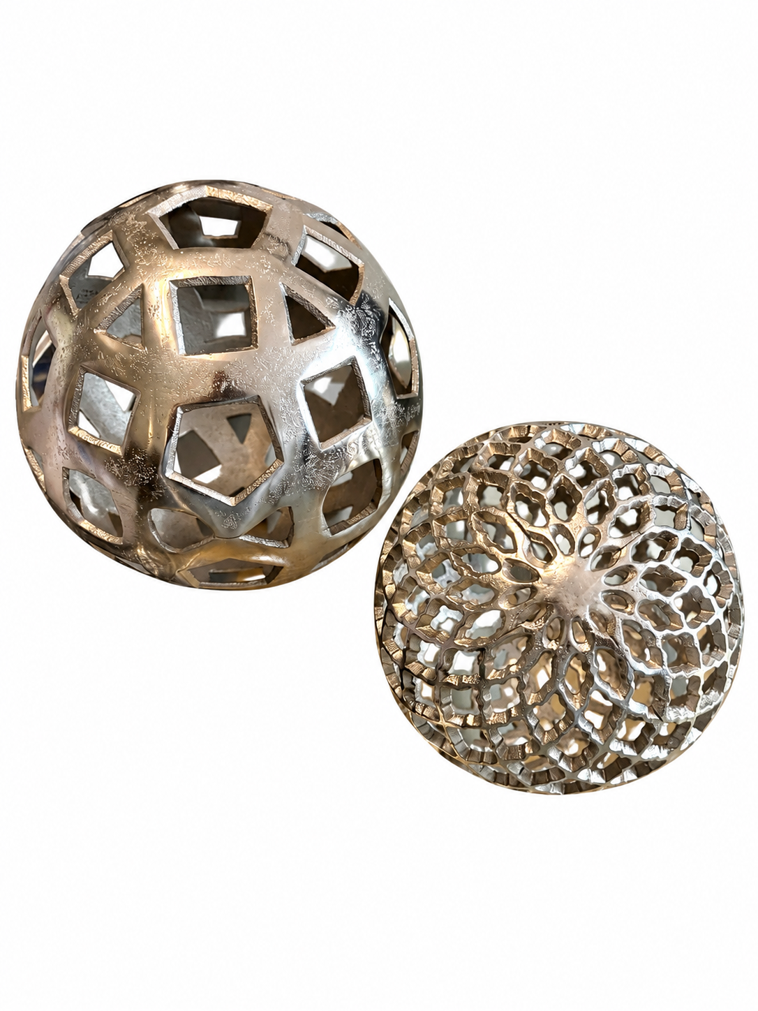 Set of 2 Silver Openwork Decorative Spheres