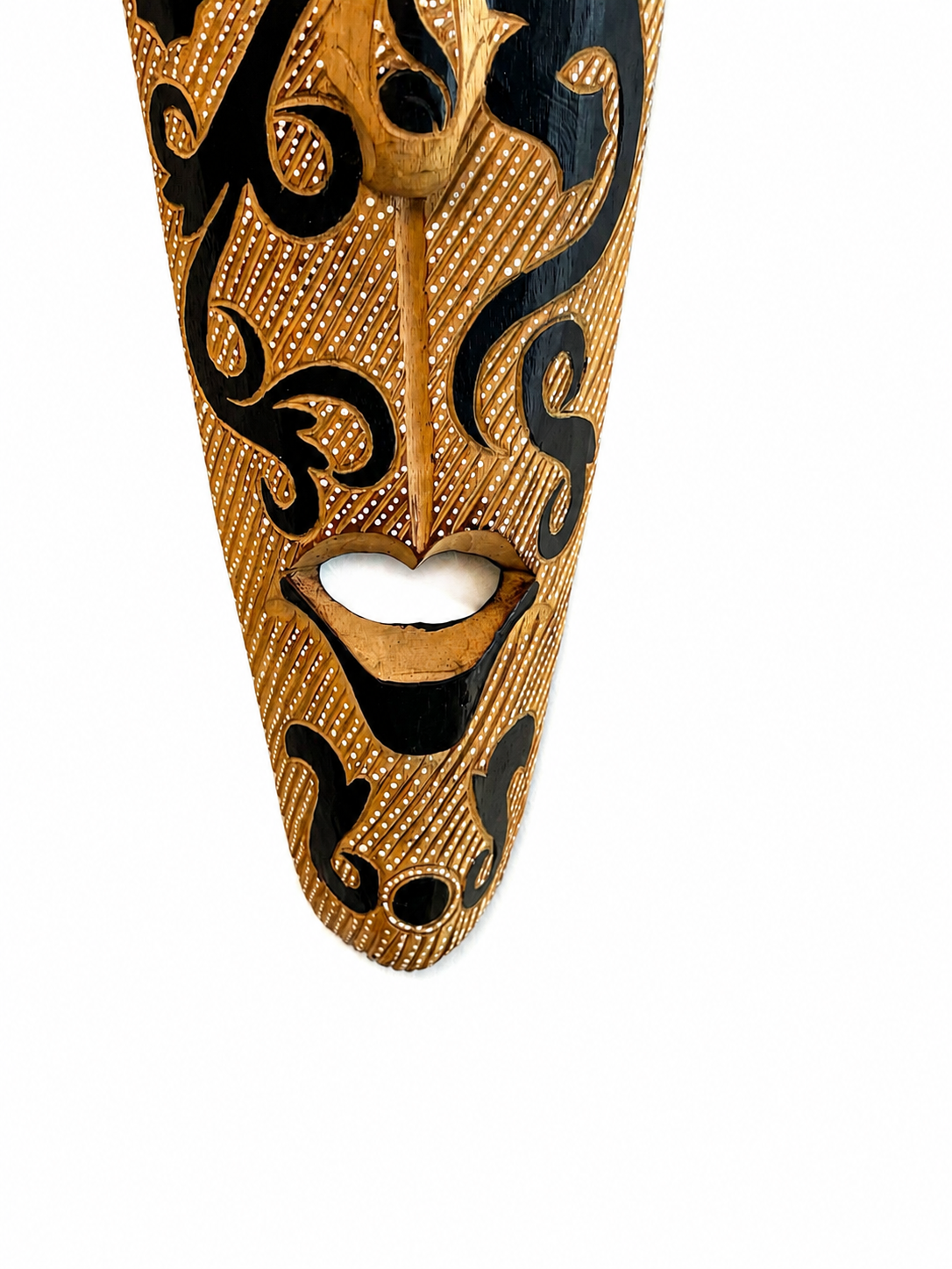 Hand-Carved Tribal Wall Mask – Wooden Statement Decor Piece